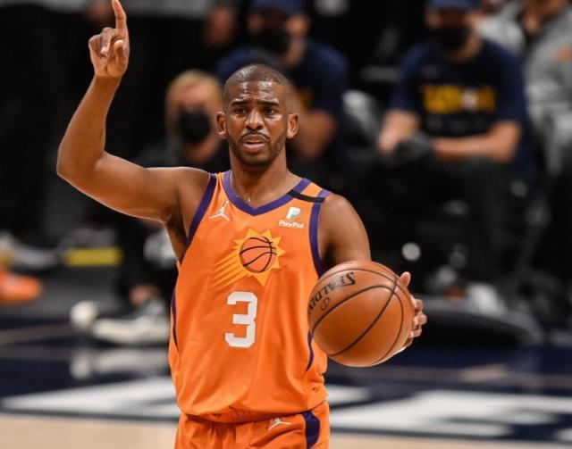 正负值+26末节带队逆转 保罗有望再度当选助攻王